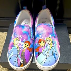 Frozen toddler sneaker, Size 11